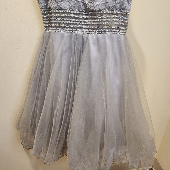GINDY USA Silver Short Tule sleeveless Homecoming dress size S - Picture 3 of 16